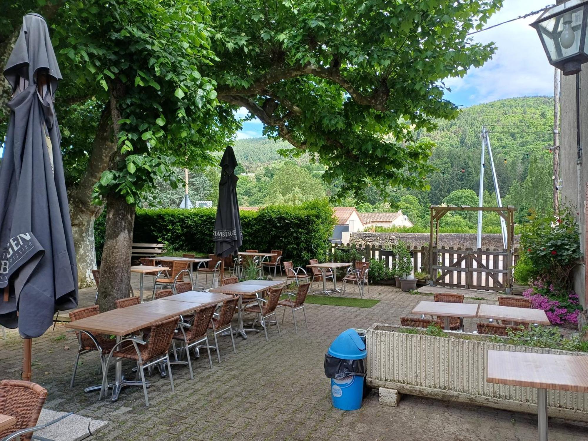 Auberge Des Platanes Villevocance Ngoại thất bức ảnh